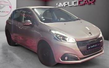 Peugeot 208 Saint-Germain-Laprade