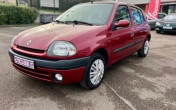 Renault clio Vernon