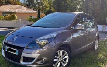 Renault scenic iii Notre-Dame-de-Sanilhac