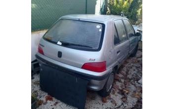 Peugeot 106 Gréoux-les-Bains