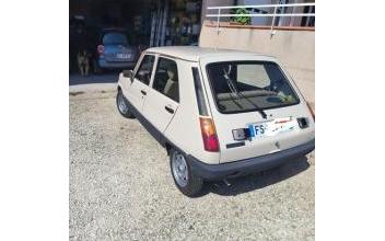 Renault r5 Belcastel