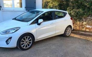 Ford fiesta Saint-Maximin-la-Sainte-Baume