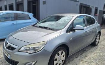 Opel astra Sainte-Luce-sur-Loire