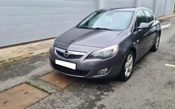 Opel astra Coignières