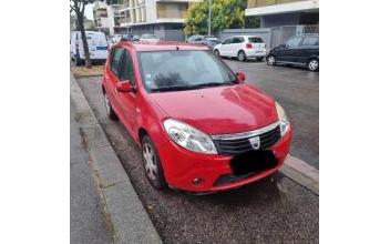 Dacia sandero Pouilly-sous-Charlieu