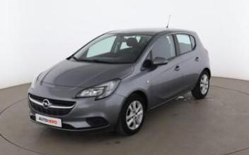 Opel corsa Issy-les-Moulineaux