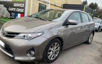 Toyota Auris Harnes