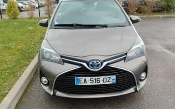 Toyota yaris Le-Mesnil-Simon