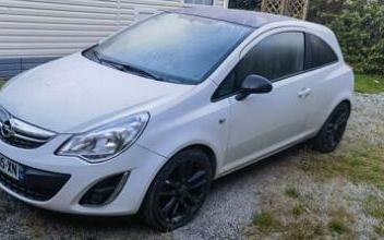 Opel corsa Riec-sur-Belon