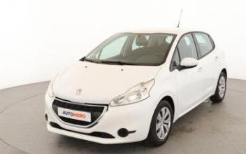 Peugeot 208 Issy-les-Moulineaux