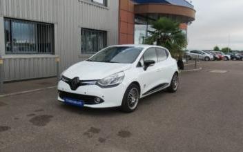 Renault Clio Saint-Parres-aux-Tertres