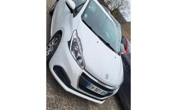 Peugeot 208 Janville