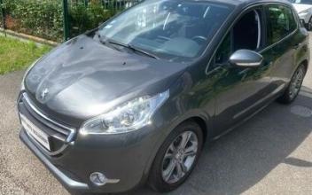 Peugeot 208 Les-Essarts-le-Roi