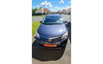 Toyota avensis Le-May-sur-Evre