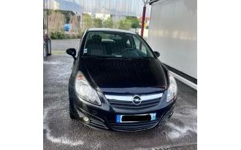 Opel corsa Bordeaux