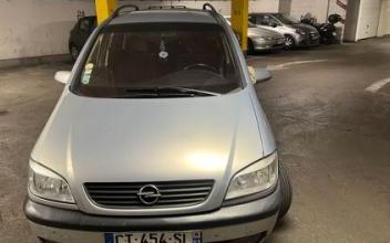 Opel zafira Paris