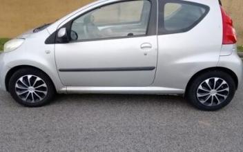 Peugeot 107 Bron