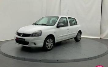 Renault clio Bègles