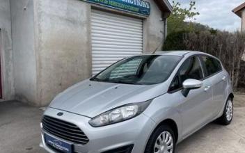 Ford fiesta Saint-Nabord