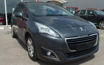 Peugeot 5008 Savières