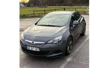 Opel astra Saint-Sauveur