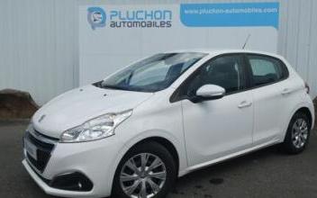 Peugeot 208 Saint-Lumine-de-Clisson