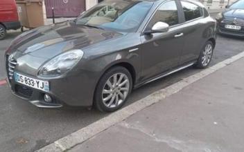 Alfa-romeo giulietta Courbevoie