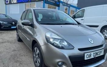 RENAULT Clio Saran