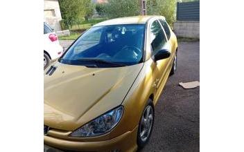 Peugeot 206 Saint-Maurice-Colombier