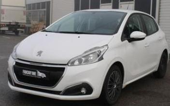 Peugeot 208 Peyrolles-en-Provence