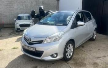 Toyota yaris Fresneaux-Montchevreuil