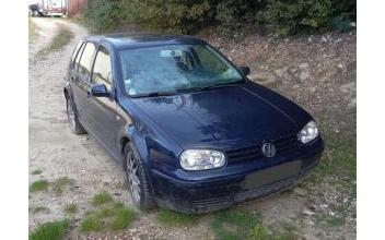 Volkswagen golf Malaucène