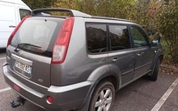 Nissan x trail Pulligny