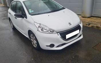 Peugeot 208 Coignières