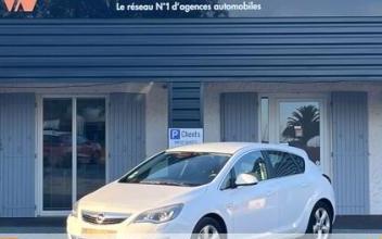 Opel astra Saintes