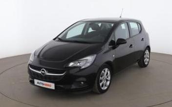 Opel corsa Issy-les-Moulineaux