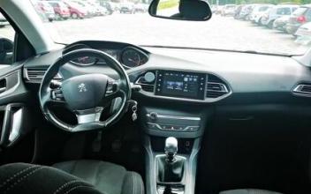 Peugeot 308 Montrouge