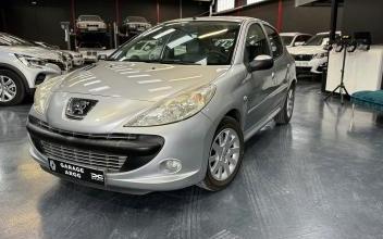 Peugeot 206 Décines-Charpieu