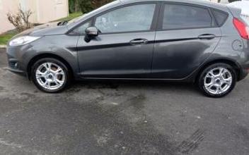 Ford fiesta Saint-Lumine-de-Clisson