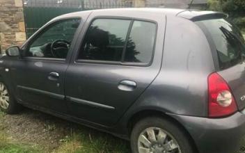 Renault clio ii Lanvallay