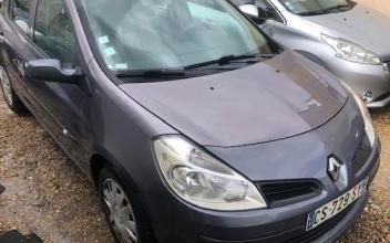 Renault Clio Les-Pavillons-sous-Bois