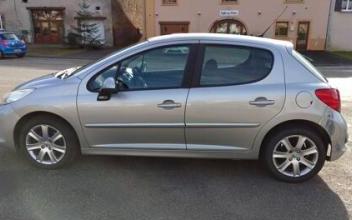 Peugeot 207 Frédéric-Fontaine