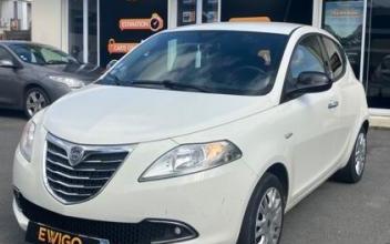 Lancia ypsilon Redon