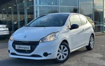 Peugeot 208 Chambourcy