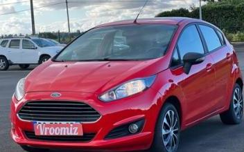 Ford fiesta Saint-Quentin-sur-le-Homme