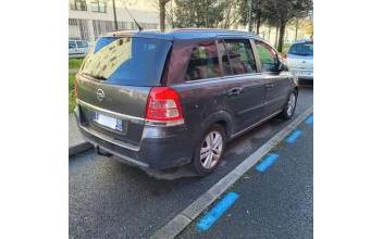 Opel zafira Bègles