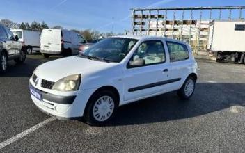 Renault clio Cléguer