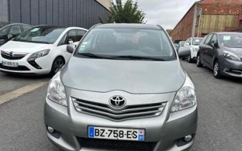 Toyota verso Houilles