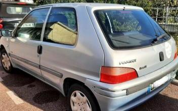 Peugeot 106 Villeneuve-Loubet