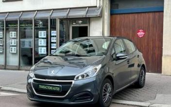 Peugeot 208 Versailles